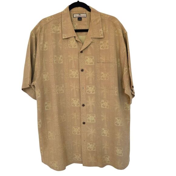 Tommy Bahama Mens Button Front Hawaiian Floral Print Silk Short Sleeve Shirt Siz - Picture 1 of 12